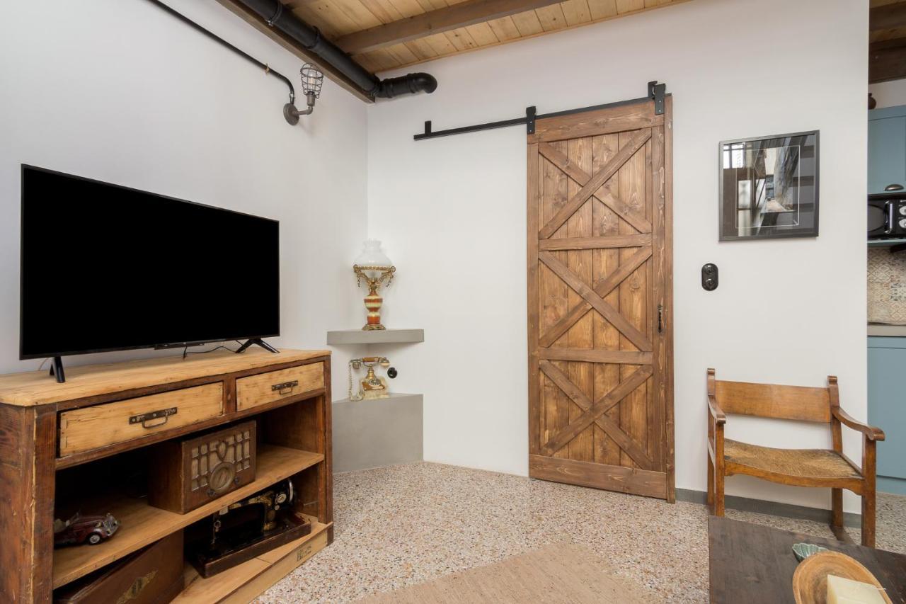 Vintage Loft B In Monastiraki Lägenhet Aten Exteriör bild